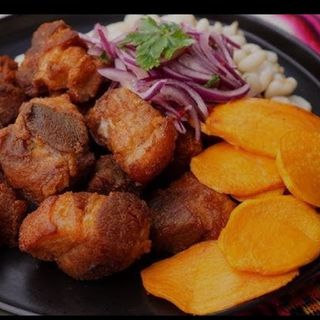 CHICHARRÓN DE CERDO