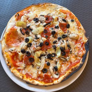 Pizza CUATRO ESTACIONES  (30 cm.)