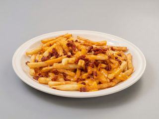 CHIPS CHEDDAR SAUSAGES / FRITES CHEDDAR SAUCISSES