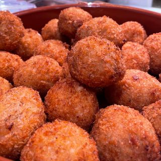 Croqueta Salmon y Brie