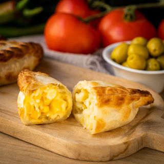 Empanada Clásica De Humita ( H )