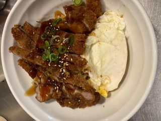 25. Arroz Con Pato y huevo frito