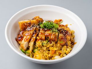 23. ARROZ AL CURRY con pollo rebozado