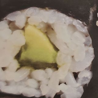 102. Maki Aguacate (8 Pzs.)