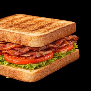 Bocadillo de Bacon, lechuga y tomate