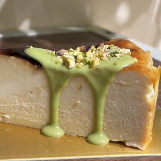 TARTA DE QUESO Y PISTACHO
