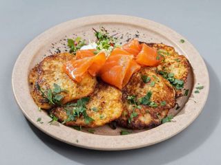 Tortillas  de Patata con salmon