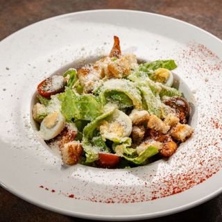 Ensalada César con gambas 