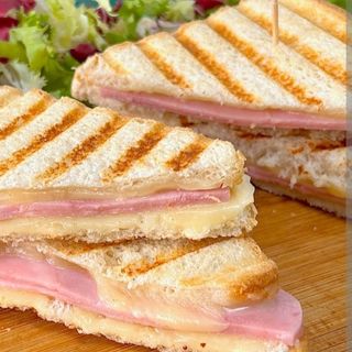 Sandwich Clásico