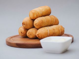 Tequeños de Queso con Carne Mechada