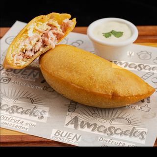 Empanada Jamón y Queso