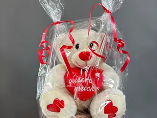 Peluche ( oso G. ) color lechoso