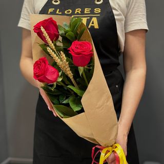 San Jorge ( 3 rosas )