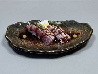 87.Maguro flameado