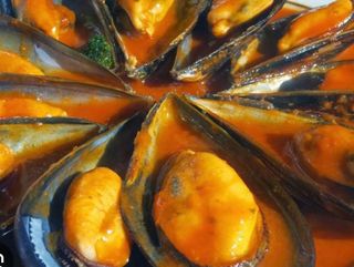 Mejillones a la sidra