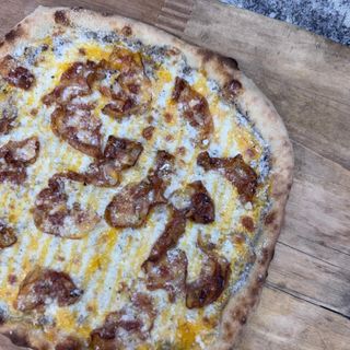 Pizza Tòfona (Familiar)