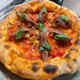  • LA ESPLÉNDIDA •