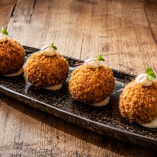 Croquetas Caseras de Pollo Rustido con Alioli (4 unidades)