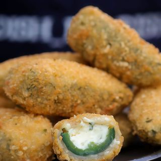 Jalapeños Rellenos