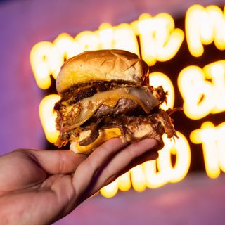 HAMBURGUESA PABELLÓN 