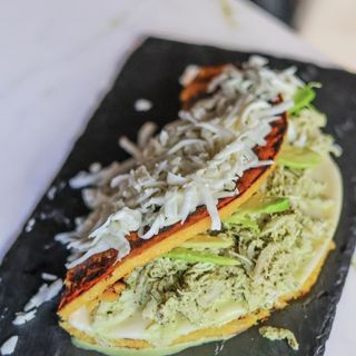 Cachapa con reina Pepiada