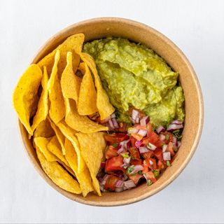 GUACAMOLE FRESH & TOPOTOS