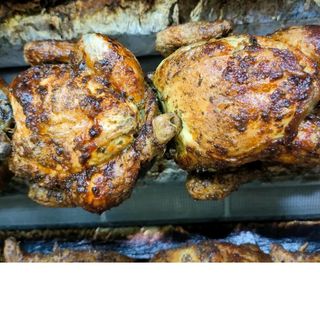 2 Pollos a l'ast Enteros con Arroz