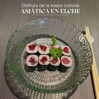 Maki De Atún Rojo De Bluefin (8 Uds.)