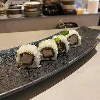 Uramaki lomo ibérico