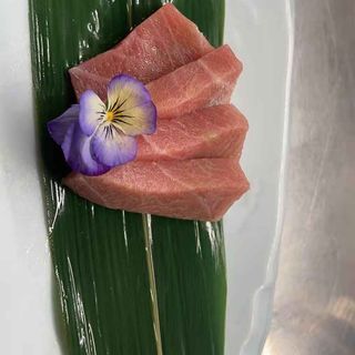 Sashimi ventresca de atún rojo 