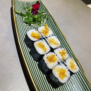 Maki camarones tostados 