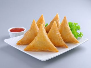 咖喱饺Empanada triangular rellena(6 uds)