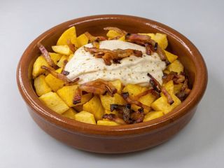 Nuestras Bravas Alla Carbonara