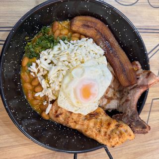 Menú nocturno de la olla