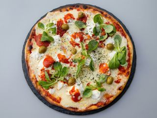 Pizza De Burrata (30 cm)