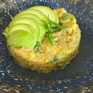 Tartar de salmón
