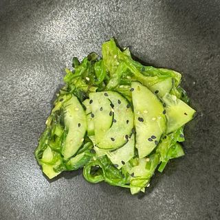 Ensalada de wakame y pepino