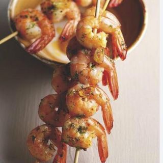 Brocheta de langostino