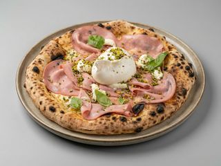 Pizza Gourmet Provolina (33 Cm.)