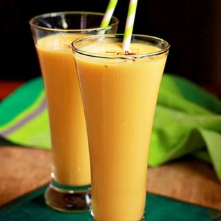 Mango lassi