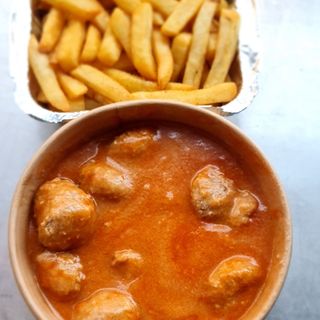 Albóndigas con patatas fritas[10unidades]