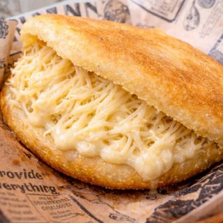 Arepa frita de queso
