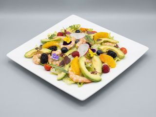 Ensalada Con Aguacate Y Gambas