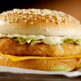 MR Cheese Burger + patatas + bebida