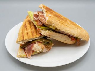 Pepito De Serranito pollo