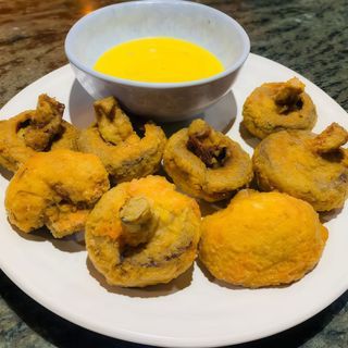 Champiñón fresco rebozado