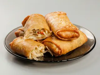 Rollitos de Primavera (6 und)
