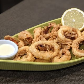 CALAMARES
