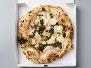 Pizza Porchetta y Friarielli