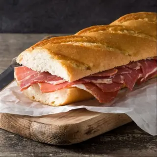 Bocadillo Lomo Simple